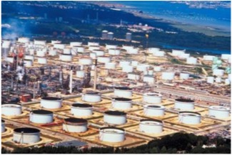 Image of an oil field